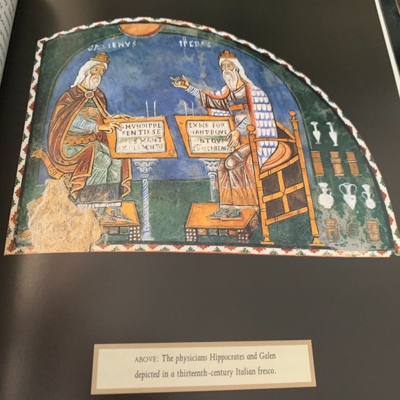 4 pack Women's History books - Picture 13 of 13